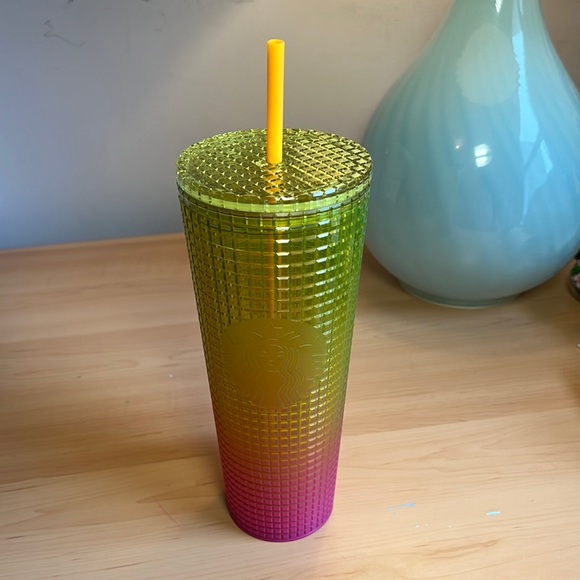 NWT Starbucks Strawberry Lemonade Ombre Disco Grid Summer 2022 Venti Tumbler - Picture 2 of 9